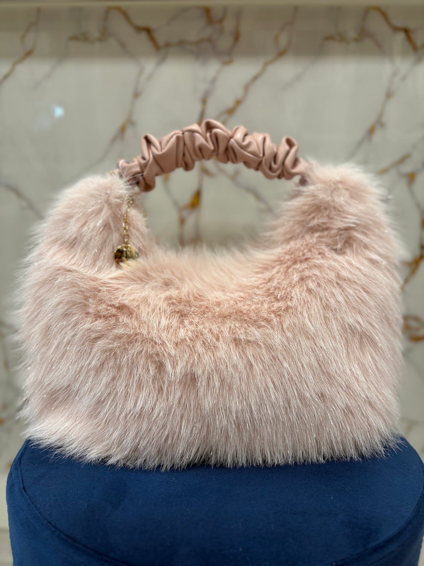 Borsa pelliccia rosa