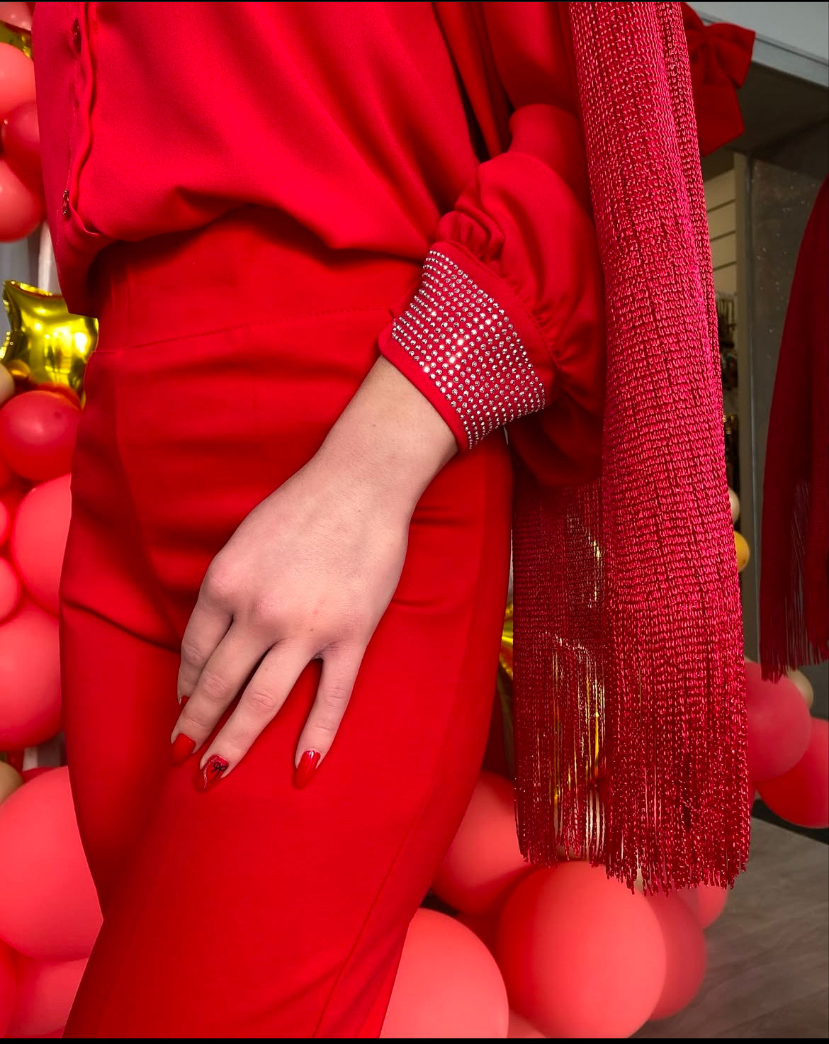 Camicia rossa con brillantini