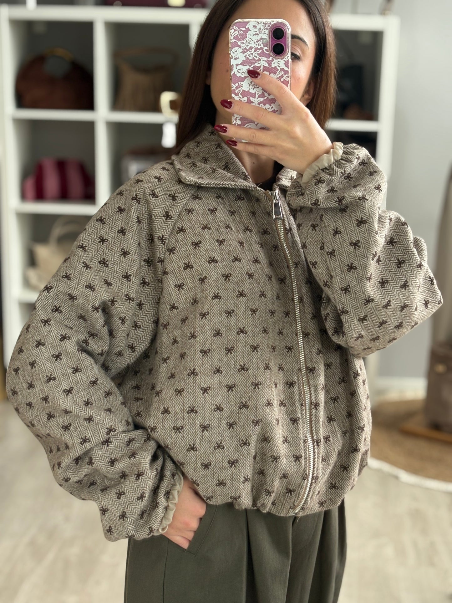 Giubbotto cropped fiocchi