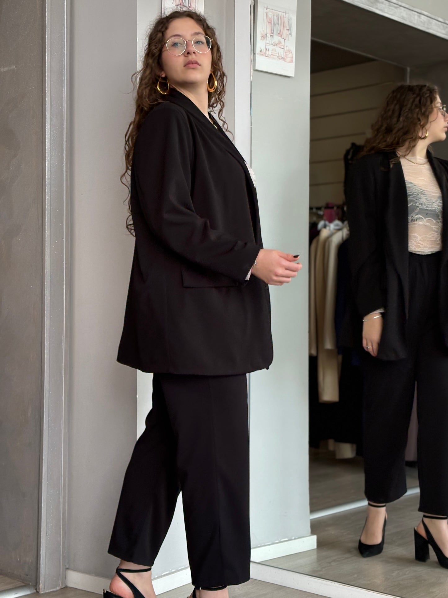 Completo nero curvy