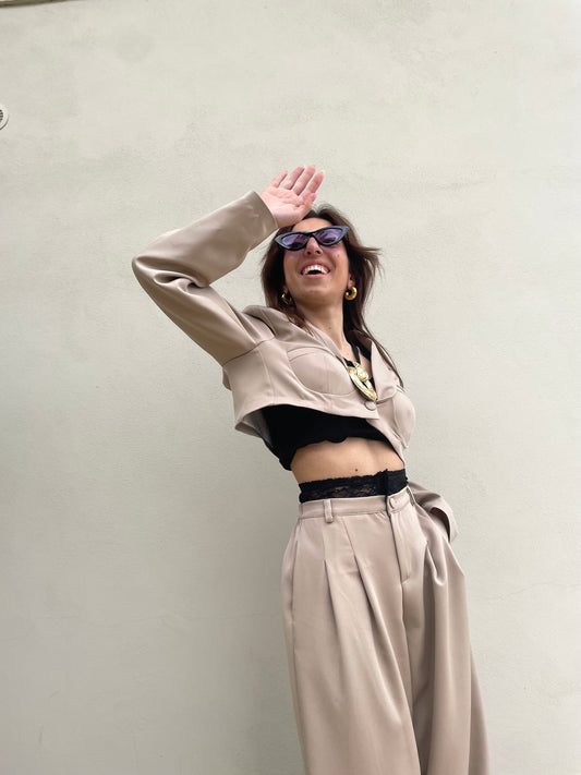 Completo crop in pizzo