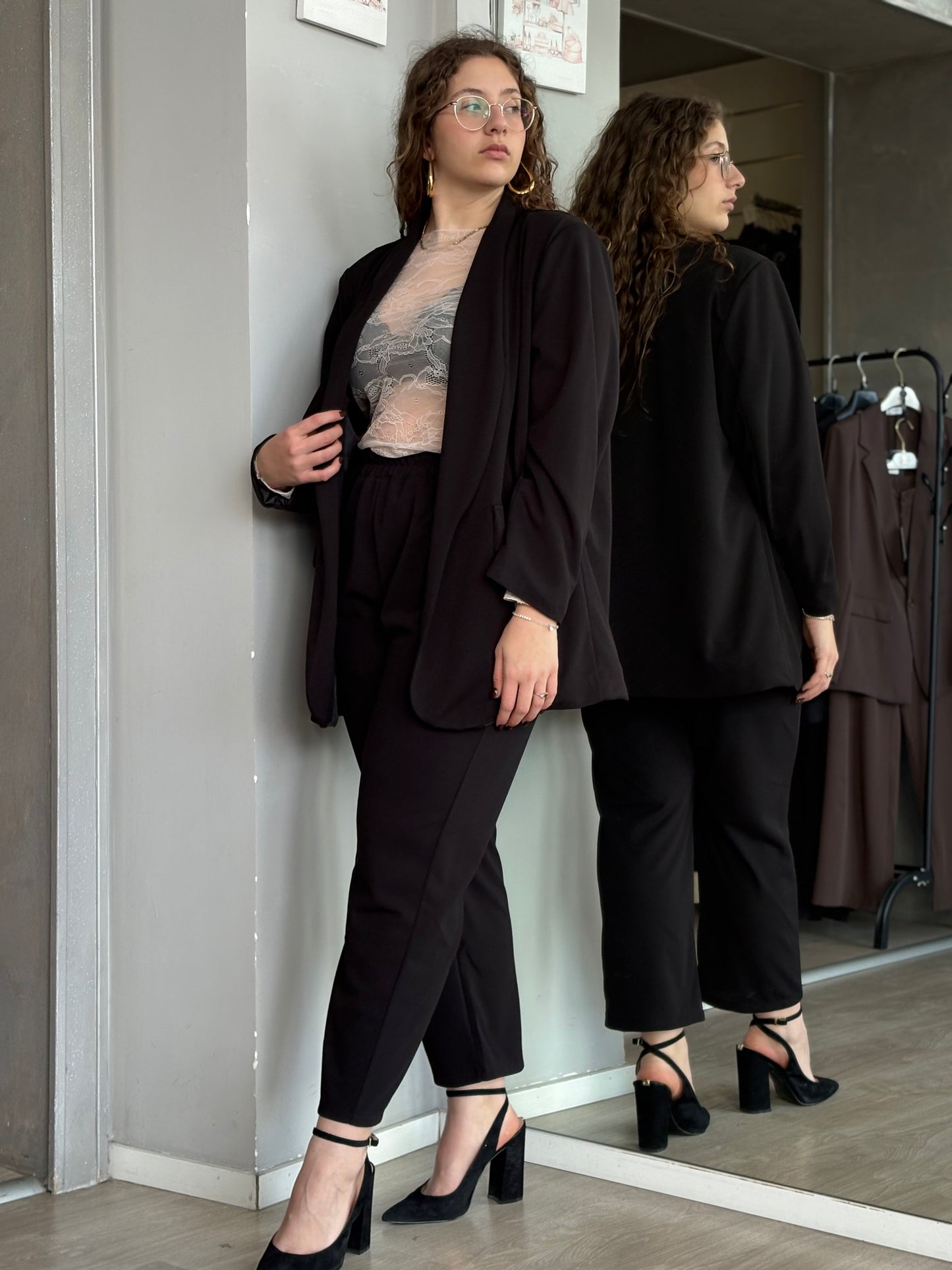 Completo nero curvy