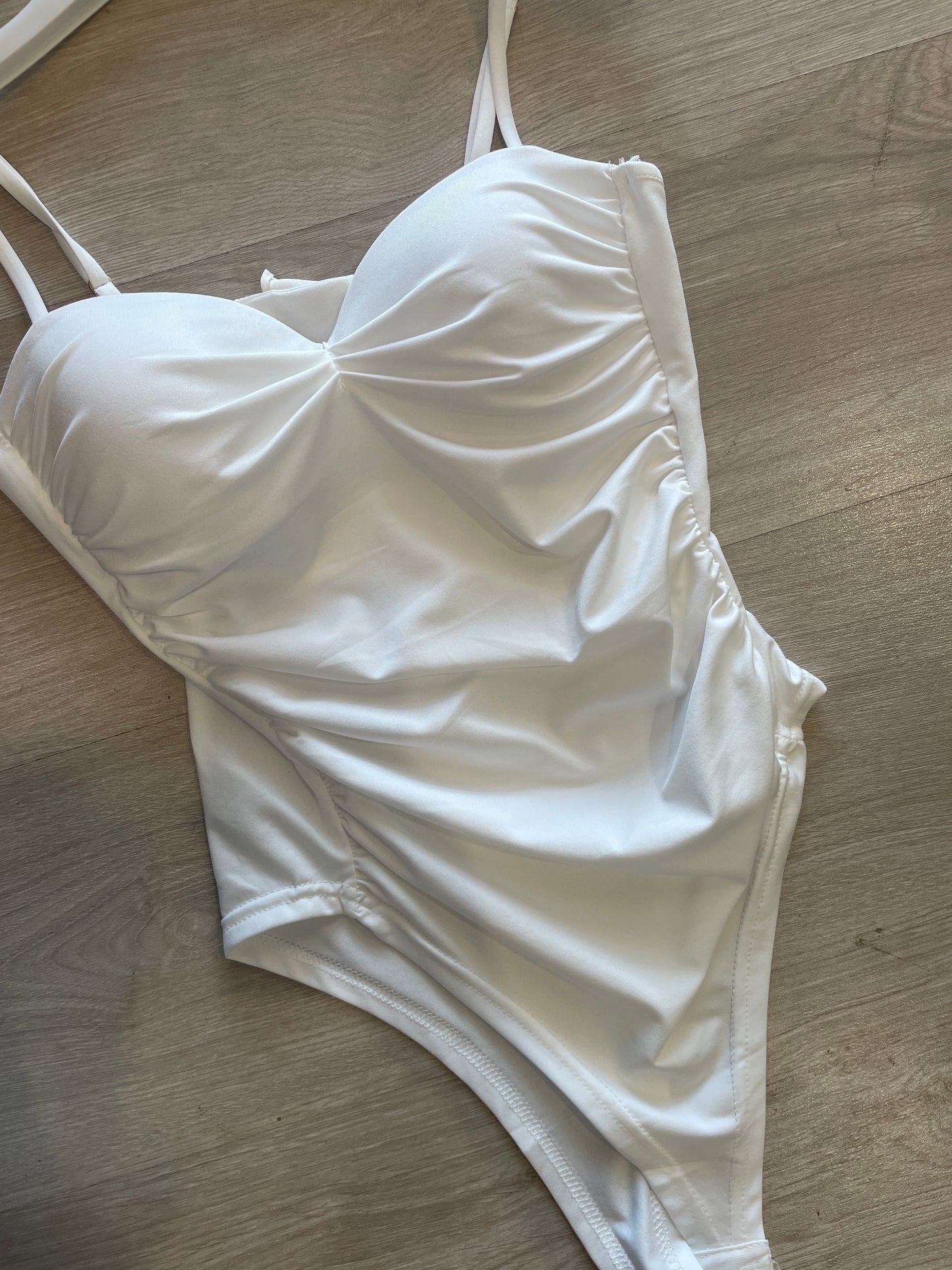 Body contenitivo