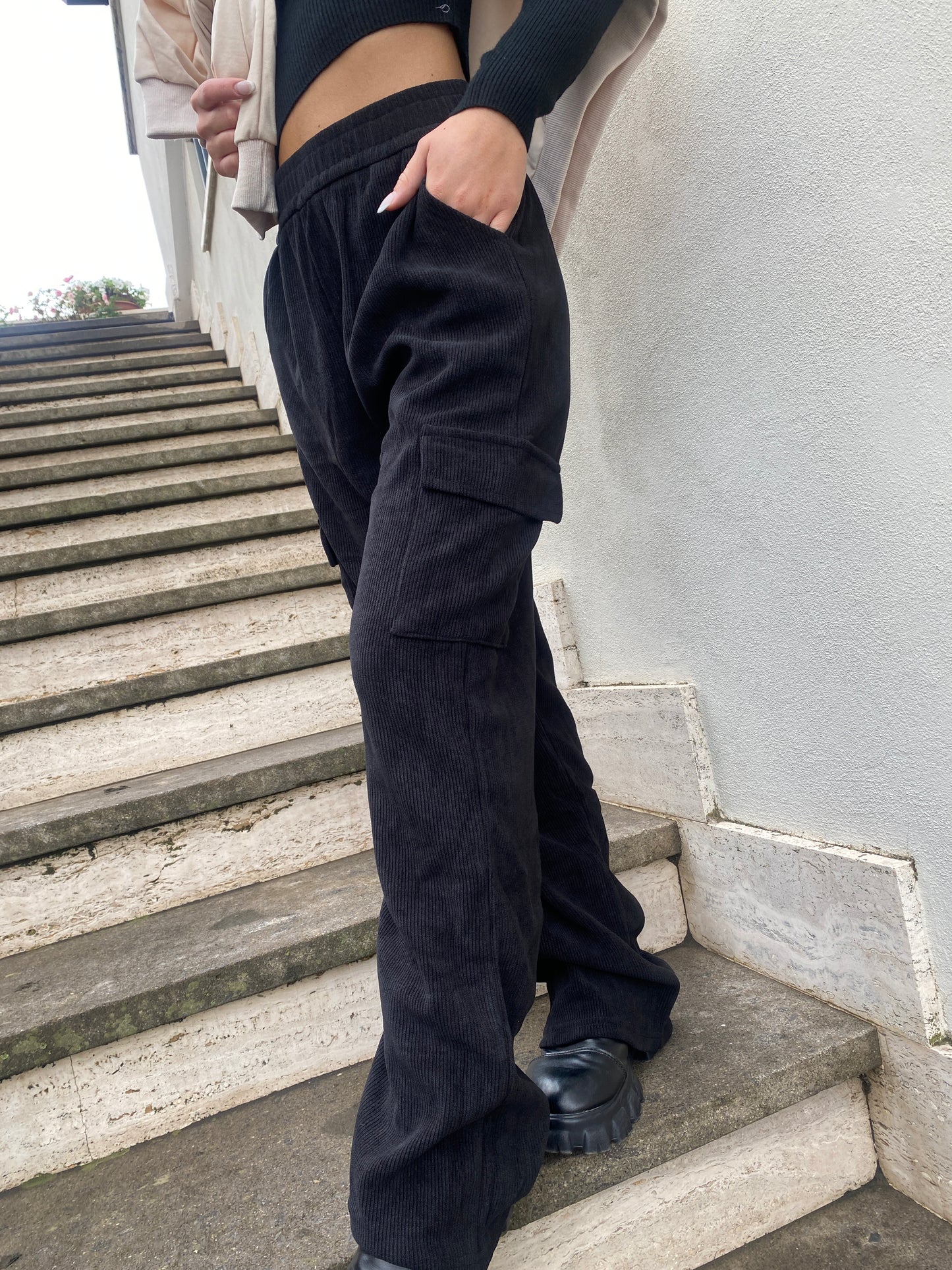 Pantalone cargo scamosciato